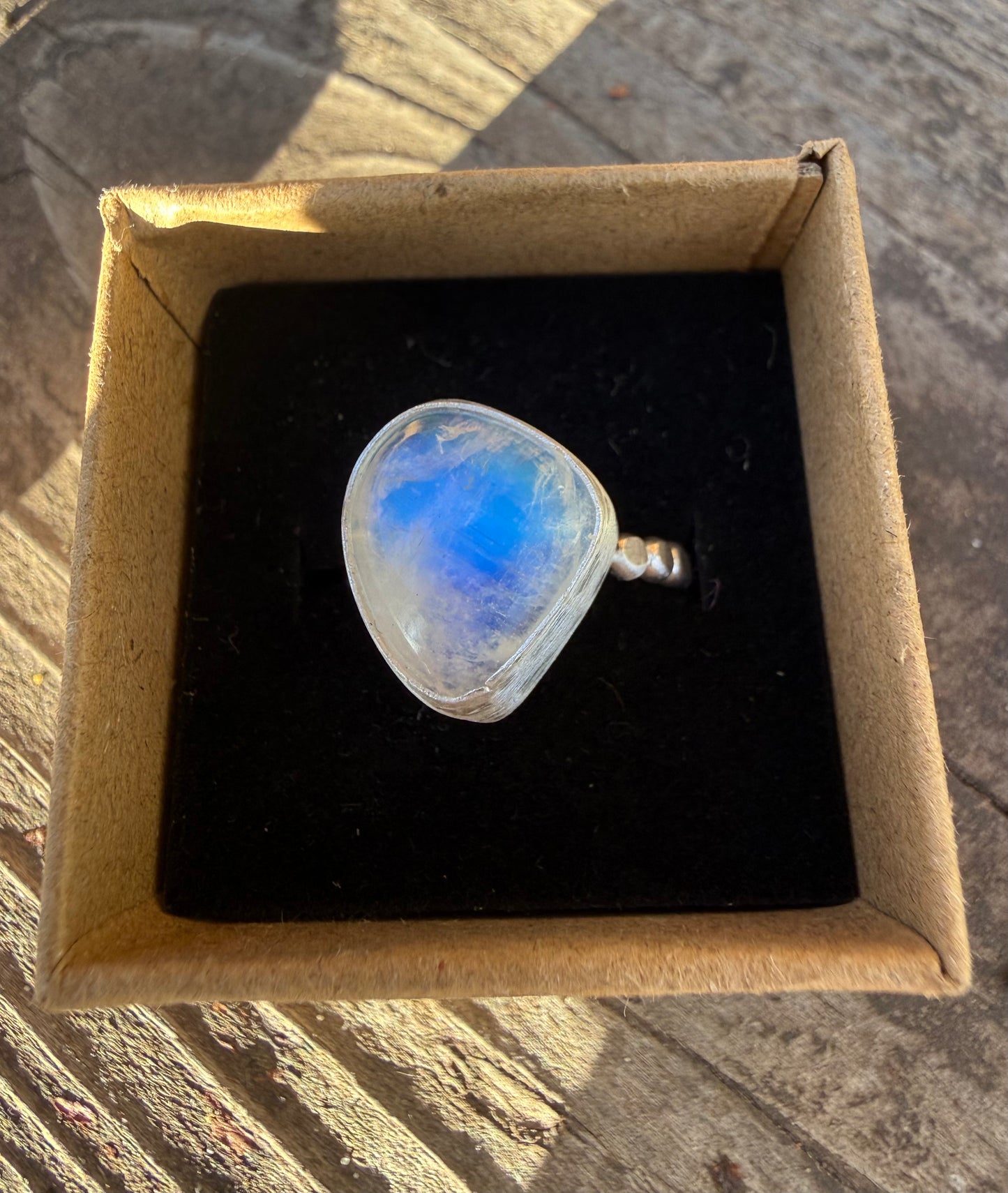 Stunning Moonstone Ring, Sterling Silver